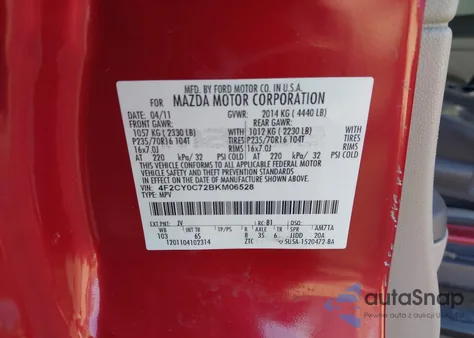 2011 Mazda Tribute I Grand Touring z USA, uszkodzony, nr VIN 4F2CY0C72BKM06528